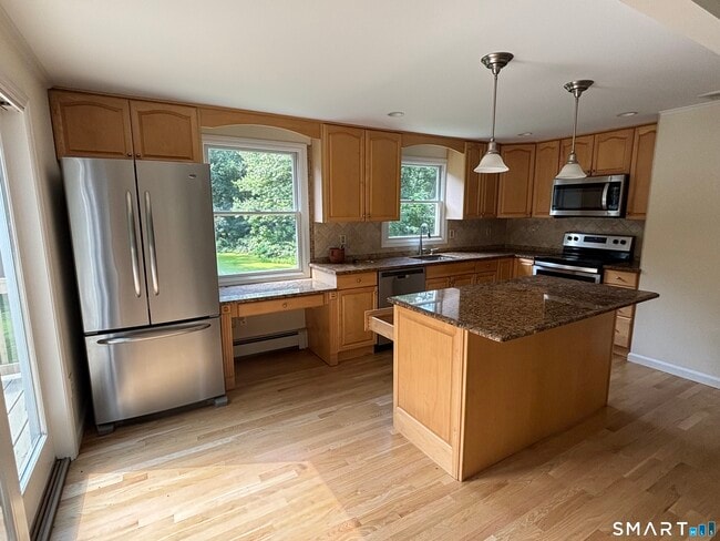 Photo - 18 Hales Rd