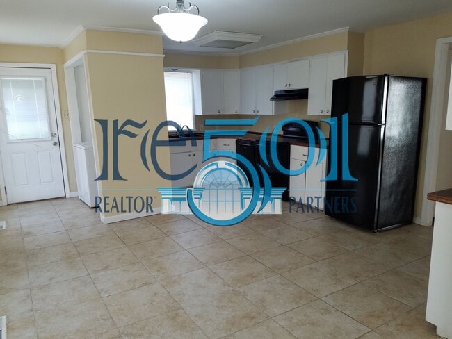 Building Photo - **COMING SOON** Rental