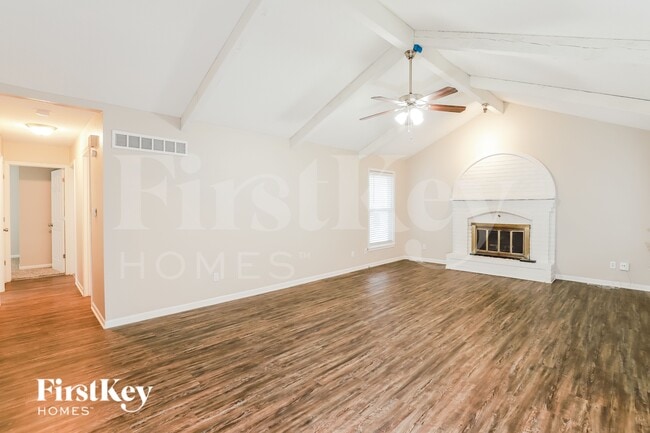 Photo - 1920 SW 4th St