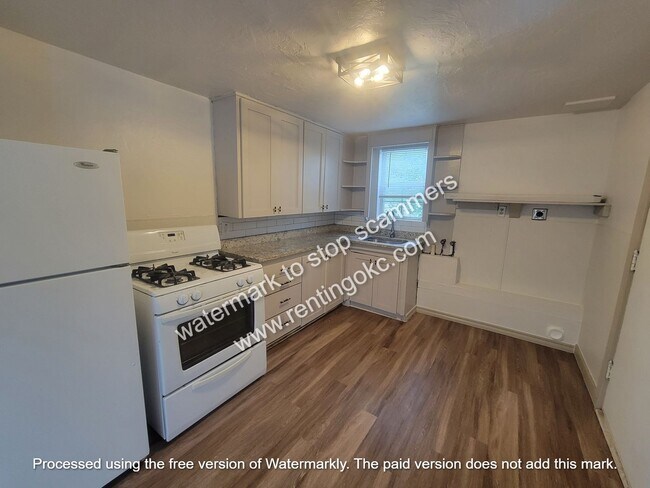 Photo - ALL BILLS PAID! Unit 1119.5 N Youngs