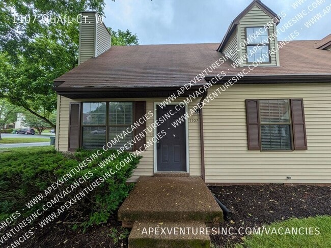 Photo - 1107 Quail Ct W