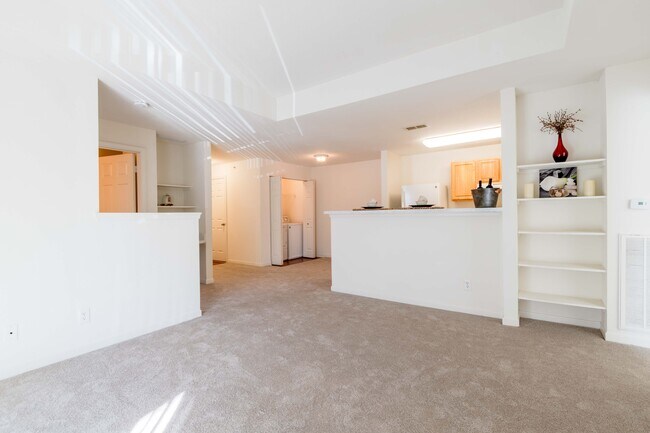 Woodwind Villa Apartments