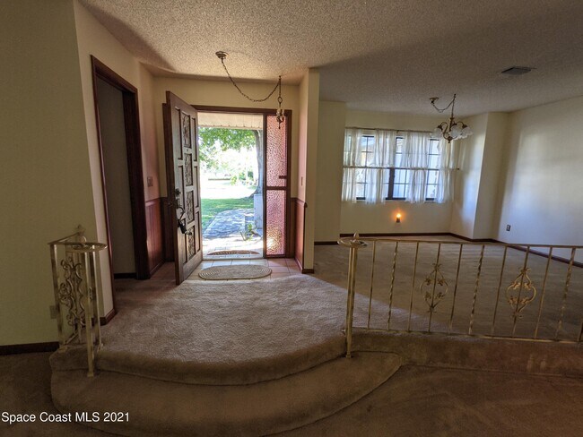 Photo - 4205 Grovewood Ln