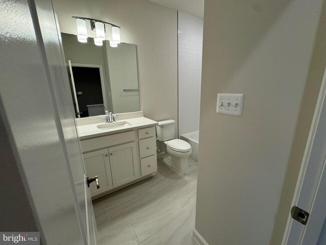 Photo - 6063 Soho Wy Casa Adosada