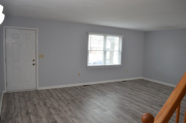 Photo - 97 Lee Ann Ct