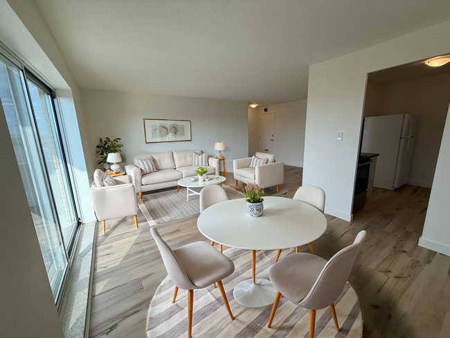 Building Photo - Riviera Apartments