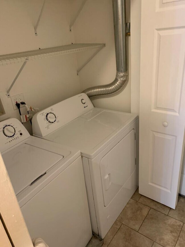 Photo - 227 Muhlenberg Pl Unit 1L