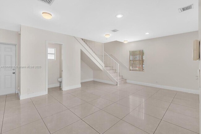 Photo - 1315 NW 2nd St