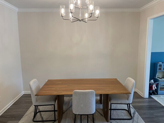Photo - Stunning 4BR Home with Fenced Yard, Loft & Luxury Finishes in Elgin! Available July 1st!