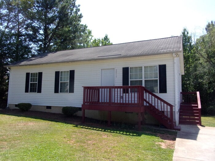 3 Bedroom 1 Bath Home - Recently Refreshed - 3 Bedroom 1 Bath Home - Recently Refreshed