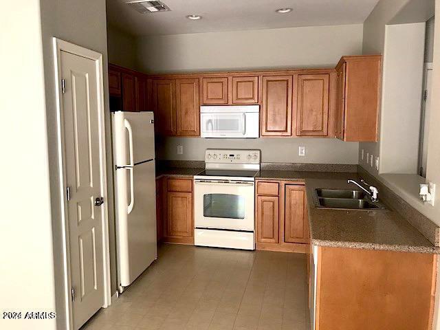 Photo - 3800 E Santa Fe Ln