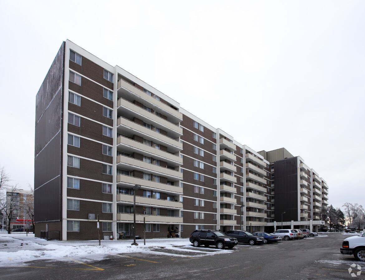 Photo - 20 Broadoaks Dr