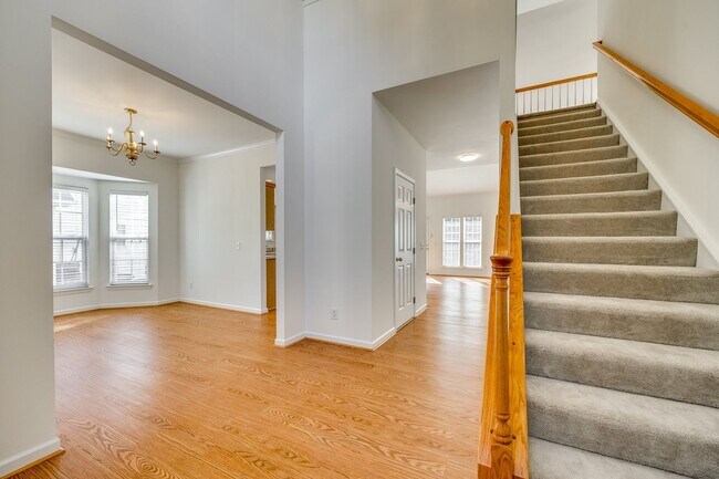 Photo - Beautiful 3 bedroom 2.5 bath home in Williams Glenn Community in Charlotte with Primary on the main.