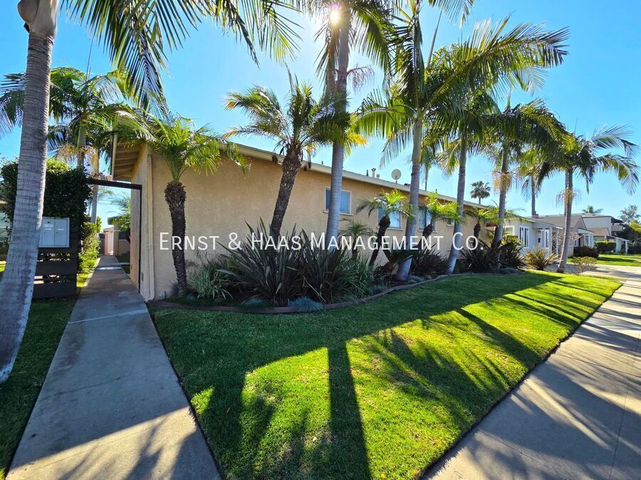 Photo - 4552 N Lakewood Blvd