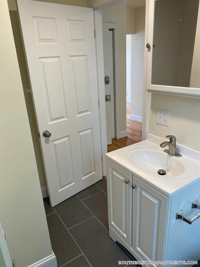 Photo - 83 Bolton St Unit 2