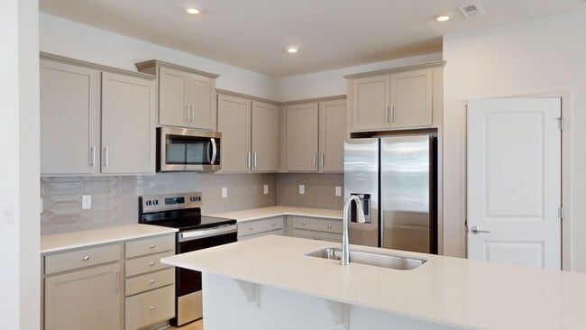 Photo - Immaculate New Townhome in Pringle Towns