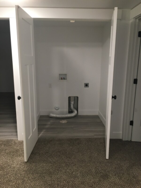 Photo - 542 E 300 N Apartment
