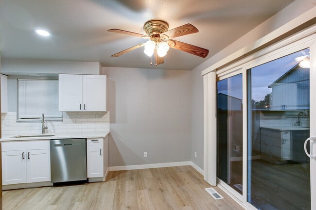 Photo - 1806 W 21st Ave