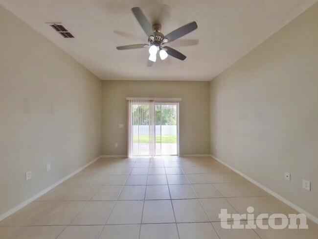 Photo - 3851 Andover Cay Blvd