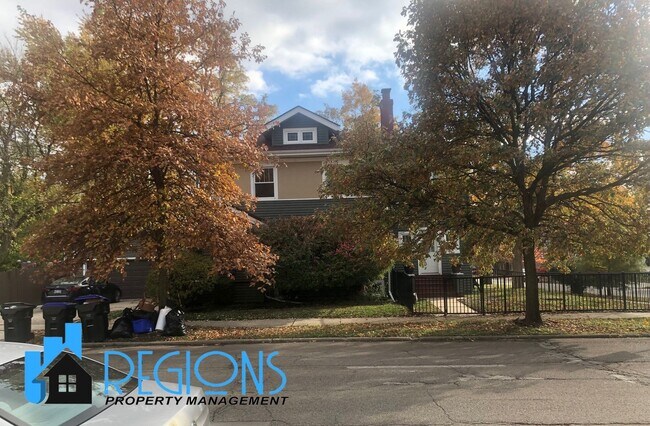 501 E Locust St