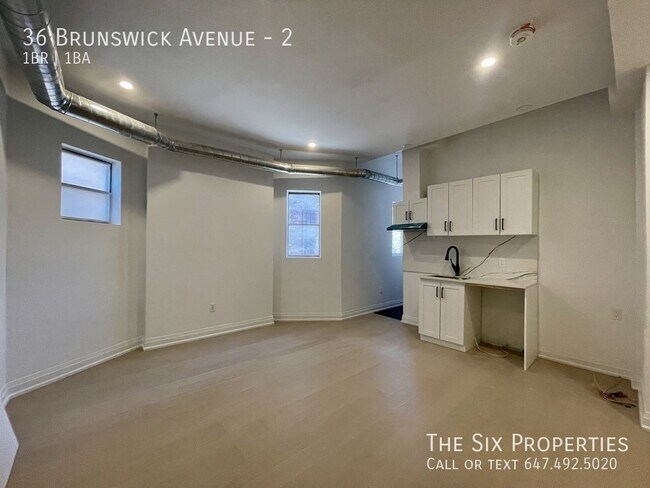 Photo - Brand New Bachelor Apartment in the Heart of Downtown Unité 2