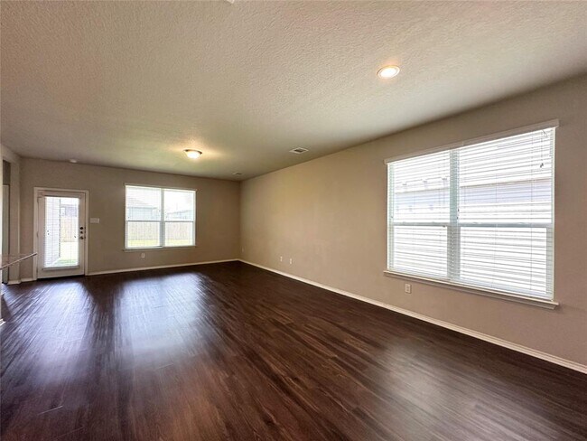 Photo - 109 Miles Dr