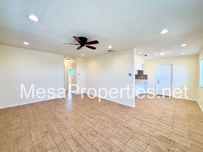 Photo - 16149 Orange St