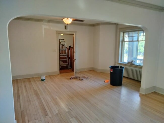 Photo - 1519 E 2nd St Unit Apt 2