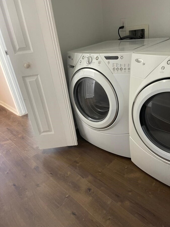 Photo - 2224 Naomi St