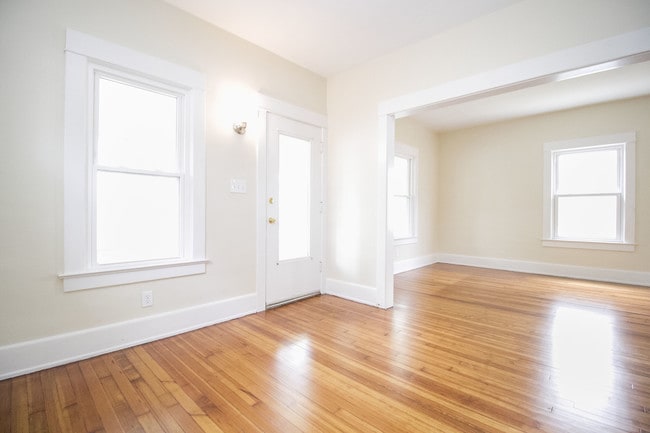 Photo - 726 Ogden Ave