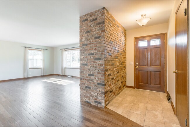 Photo - 2113 Westchester Rd