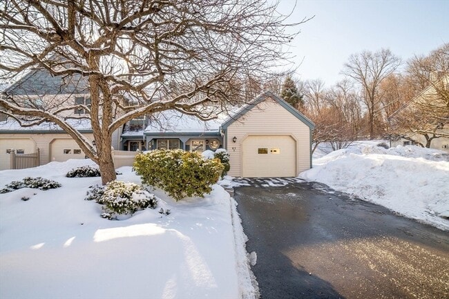 Photo - 67 Crystal Brook Way Unit A