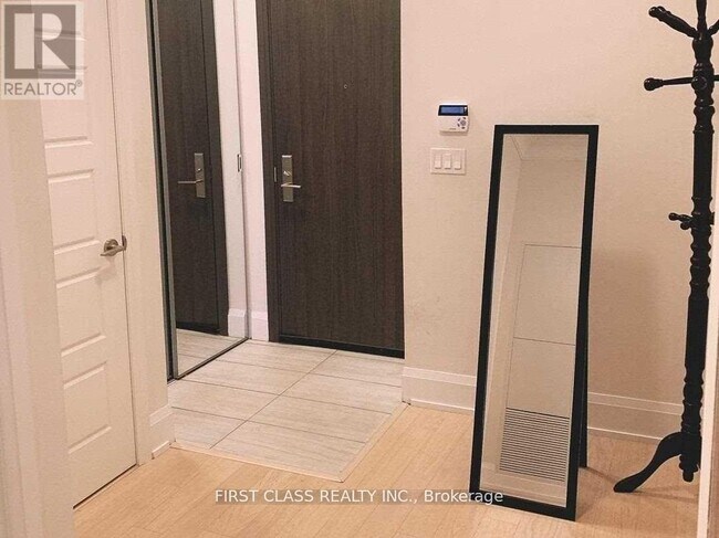 Photo - 25 Water Walk Dr Unité Ph01