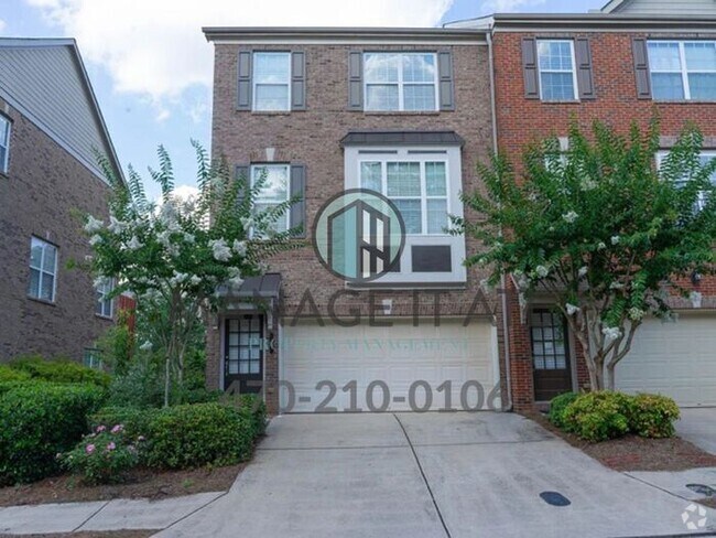 Building Photo - Modern 3 Bedroom Townhome in Peachtree Cor...