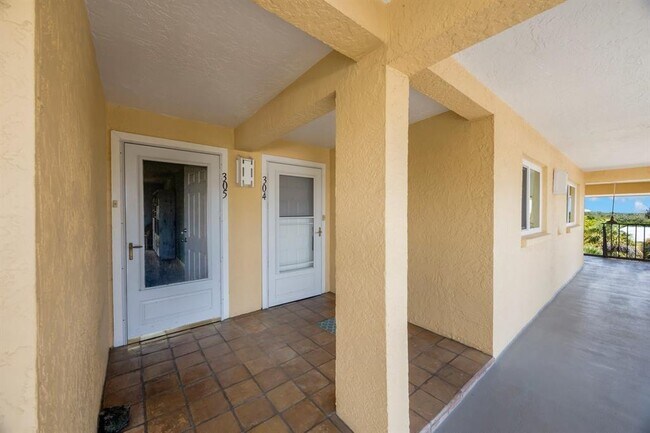 Photo - 1125 Pinellas Bayway S Unit 305