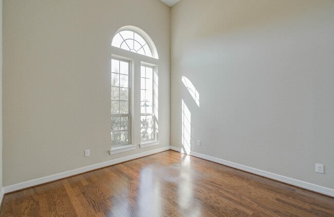 Photo - 27911 Seger Bnd Trl