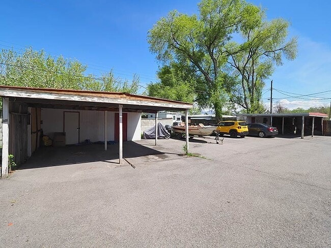Photo - 3064 W Beaver Cir Unit D