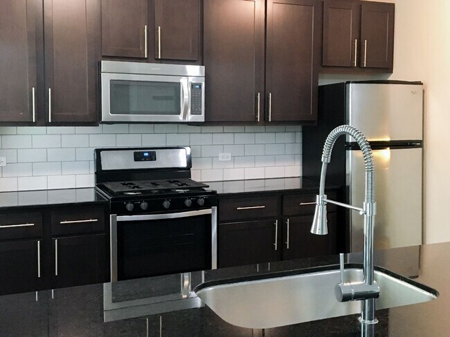 Photo - 5058 N Winchester Ave
