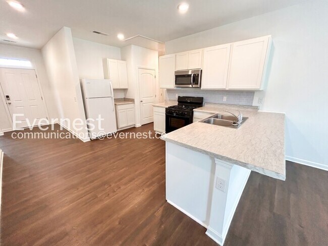 Photo - 3-Bed/ 2-Bath Home in Antioch/Available Now!