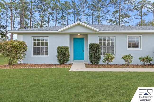 Photo - LIKE NEW 3/2/2 IN THE HEART OF PALM COAST