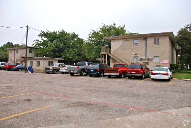 Eastgate Apartments - Eastgate Apartments