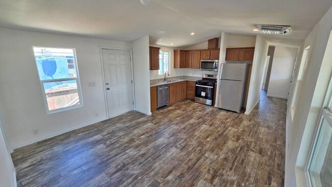 Photo - 1470 Elizabeth St