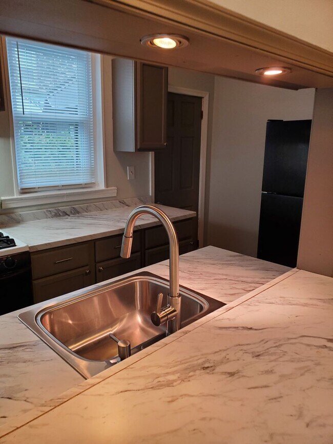 Photo - 6135 Jefferson St Unit 2nd Floor