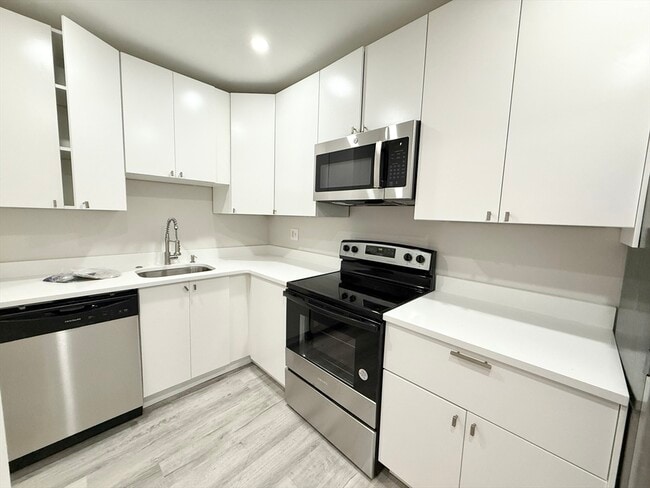 Photo - 15 Ruggles St Apartment Unit 6