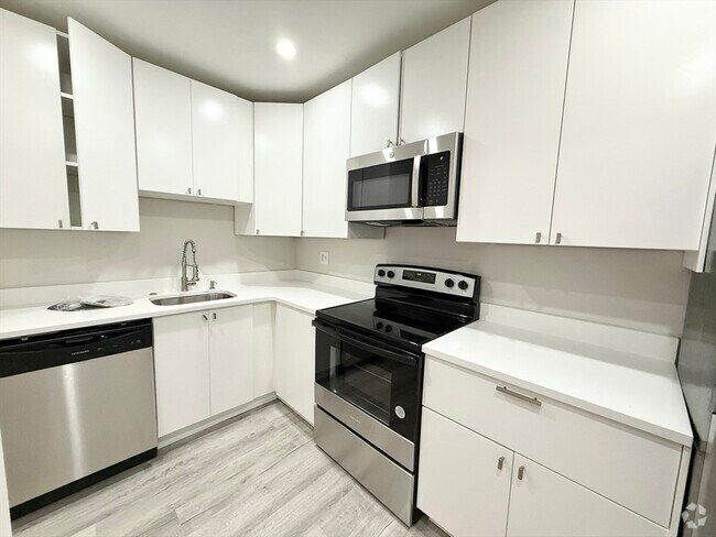 Building Photo - 15 Ruggles St Unit 6 Rental