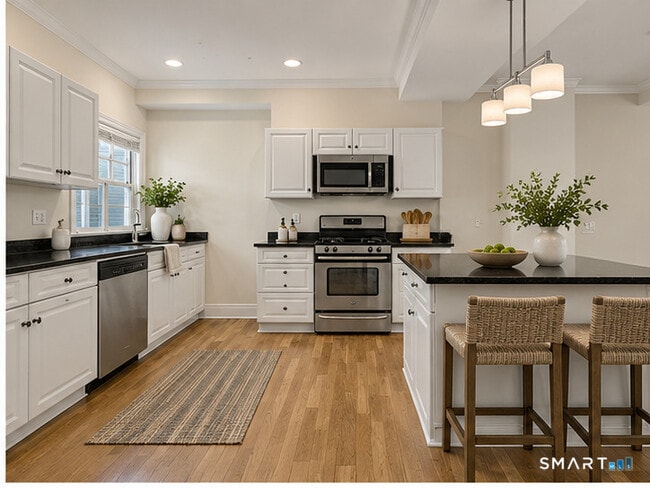 14 Haviland St Unit B6