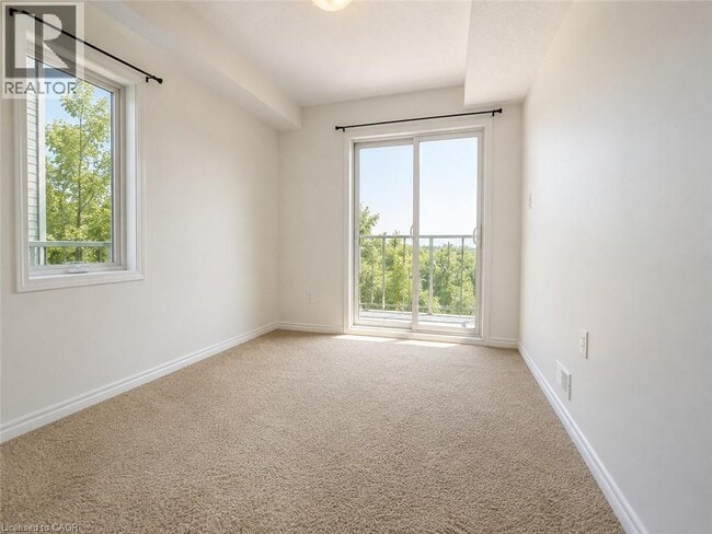 Photo - 1430 Highland Rd W