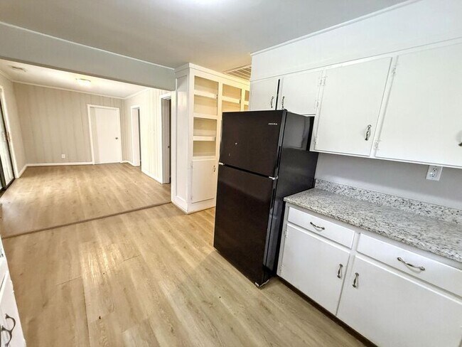 Photo - 5026 Bud Holmes Rd