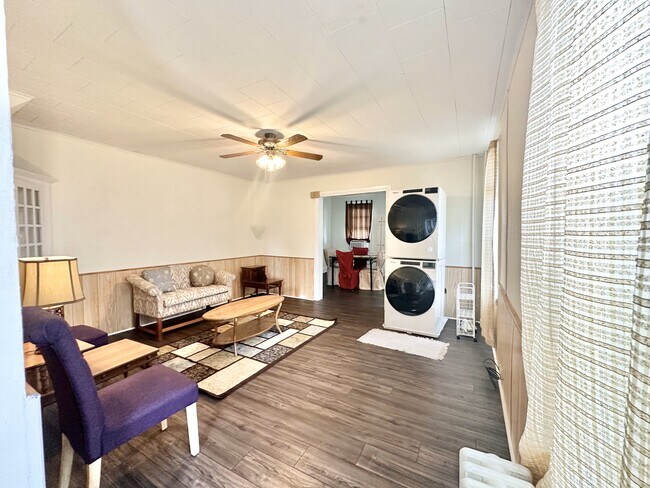 1001 Cherry St