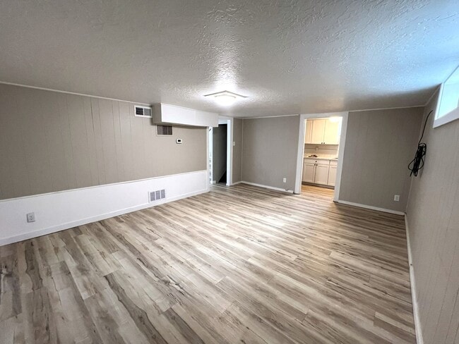 2115 Cleveland Blvd Unit Cleveland 2115 B